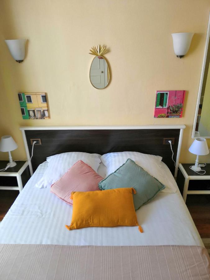 Hotel Le Victoria Draguignan Zewnętrze zdjęcie